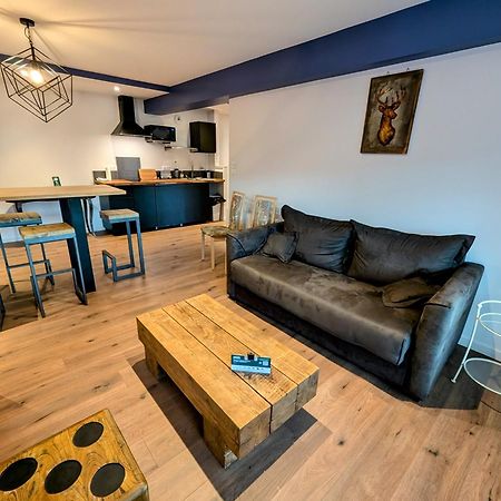 Hotel Logis Le Beau Site Chambon-sur-Lac Exterior foto